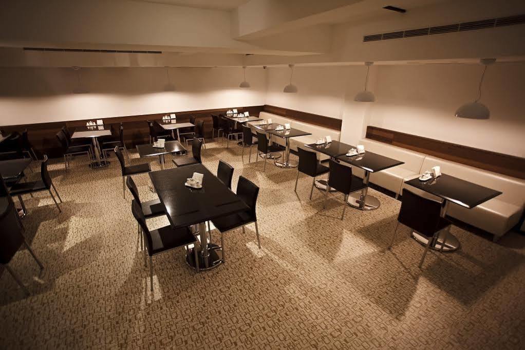 Royal Group Hotel Ho Yi Branch Kaohsiung Buitenkant foto