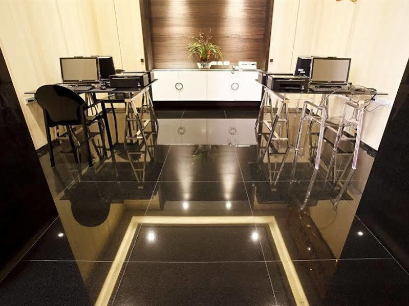Royal Group Hotel Ho Yi Branch Kaohsiung Buitenkant foto